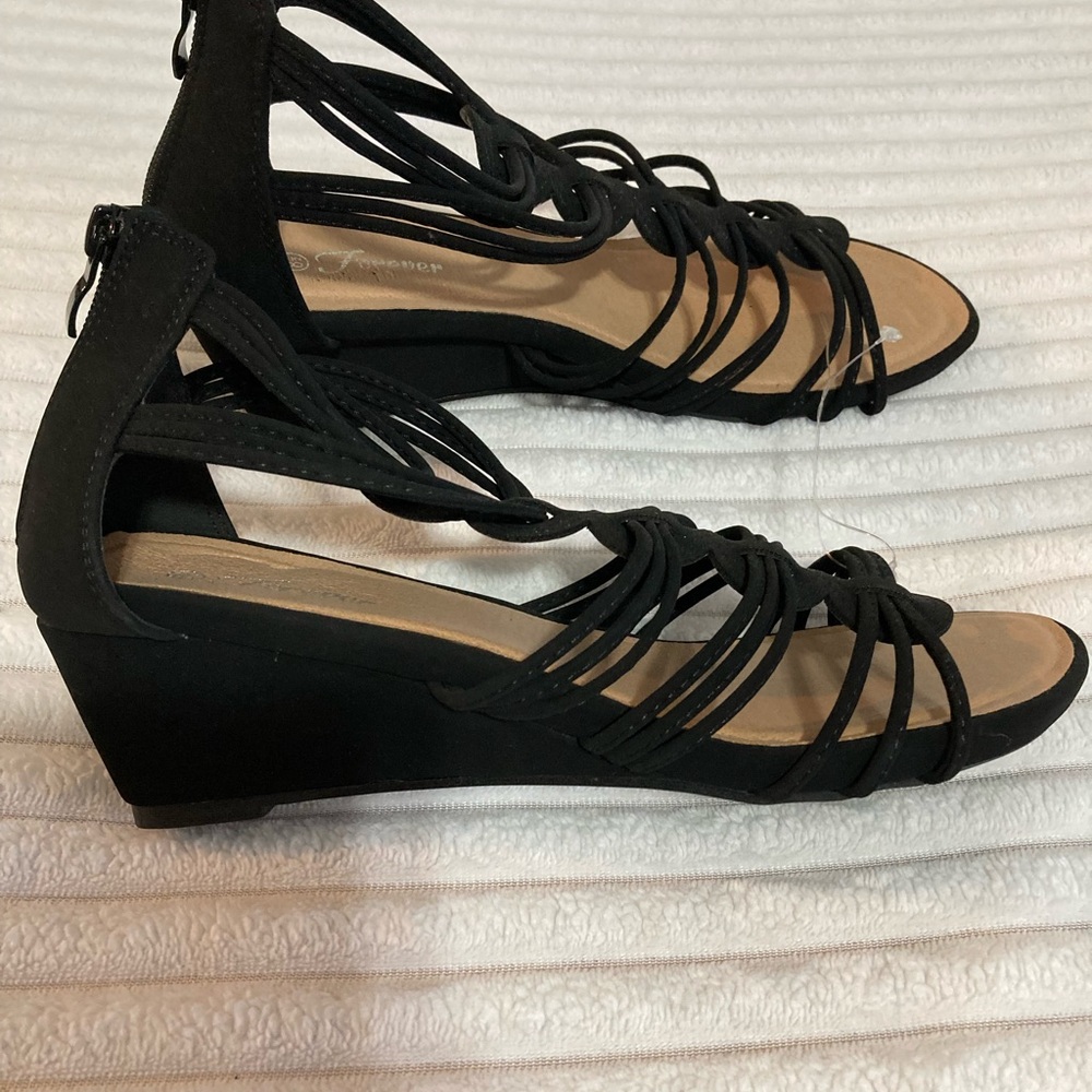 NWOTS Ladies Dress Sandals - Picture 4 of 13